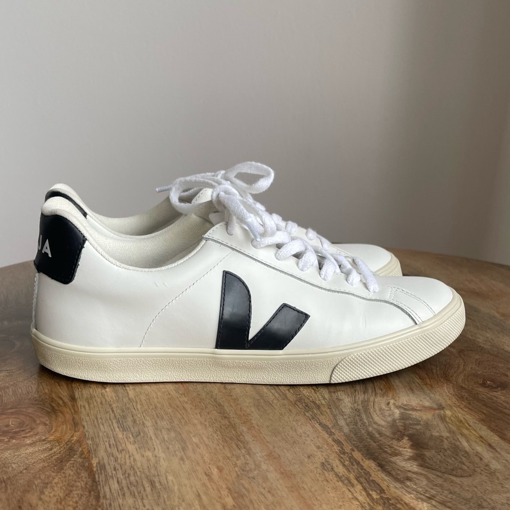 VEJA ESPLAR LEATHER SNEAKERS